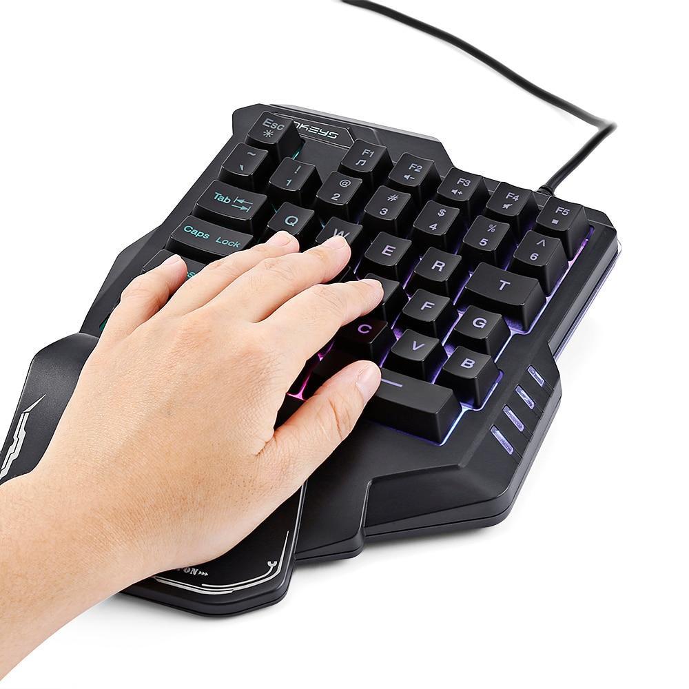 One-Handed RGB Gaming Keypad – Compact & Responsive
